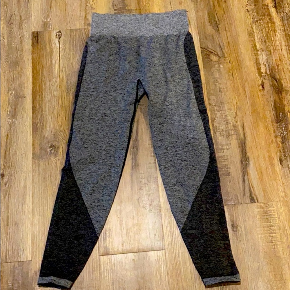 Victoria’s Secret Pink Seamless Leggings